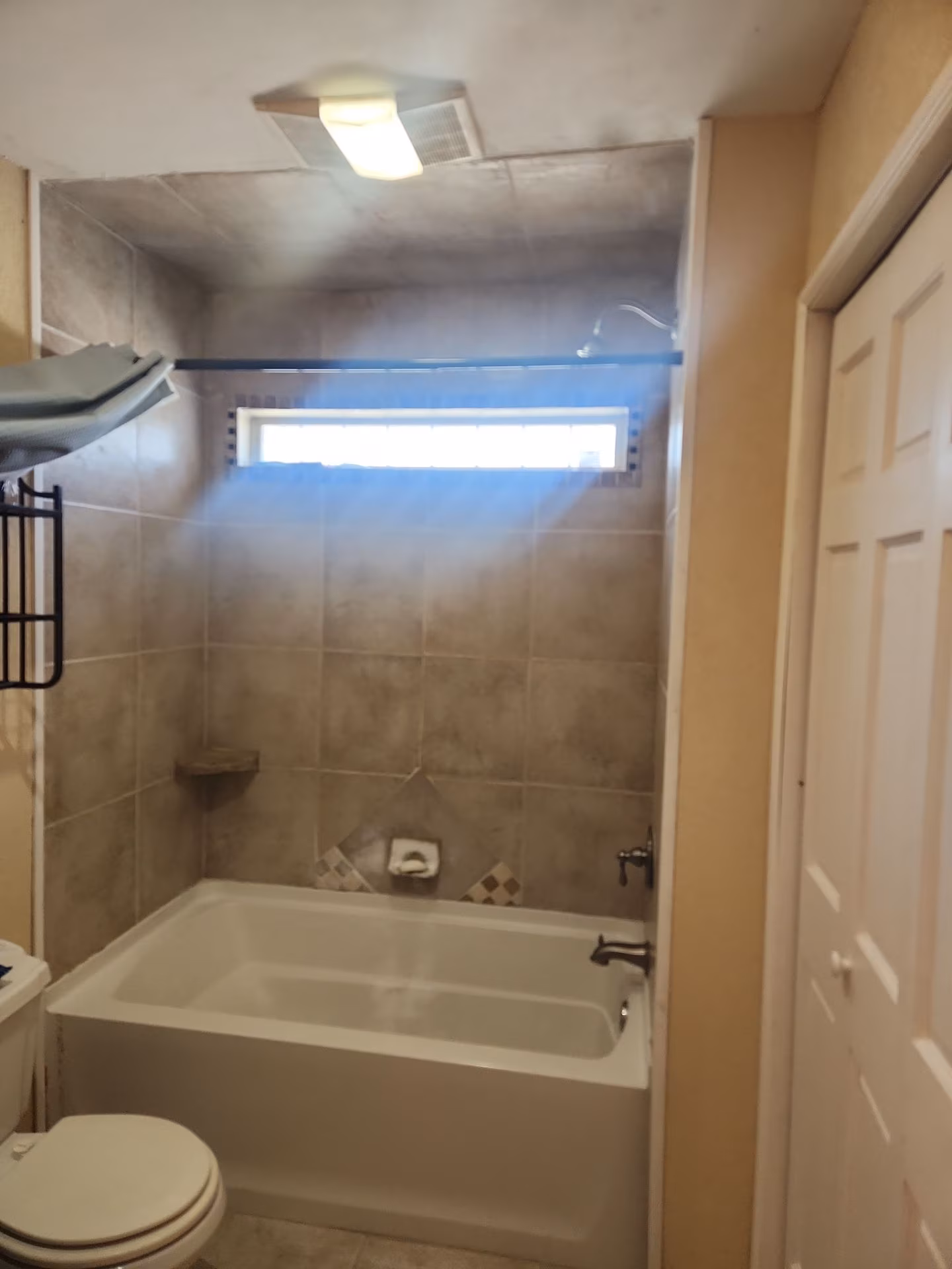 Bathtube Before